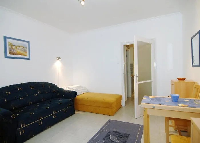 Kosztolanyi Apartmanhaz